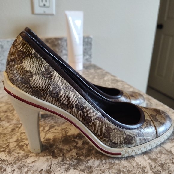 Gucci Shoes - Authentic Gucci High Heels Size 38